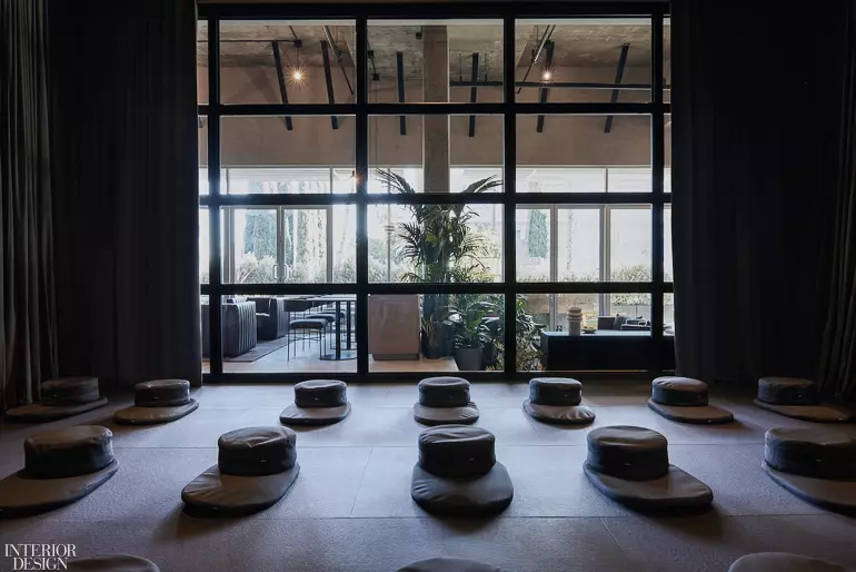 AFFD Space Design Firm Creates a Traditional Chinese Medicine Center Inspired by Water