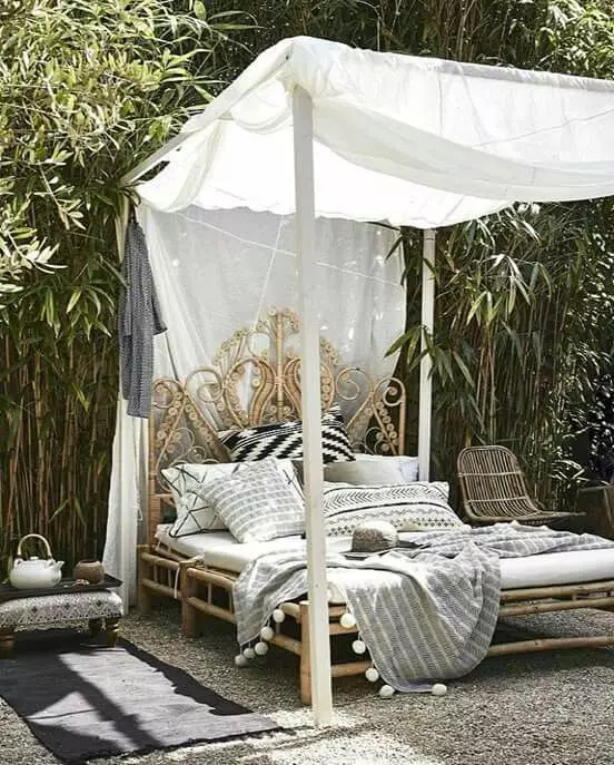 Outdoor Bed