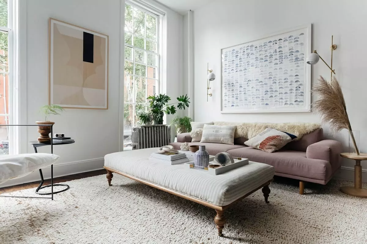 Luxury bedroom featuring 2023 home decor trends by Decorilla designer, Farzaneh K.