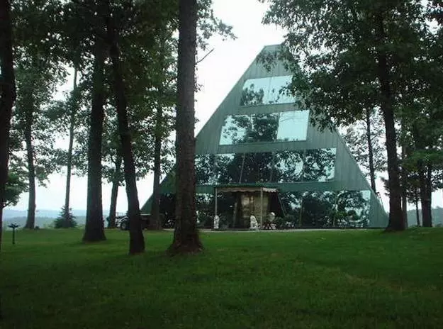 Contemporary house exterior design creating a triangular pyramid