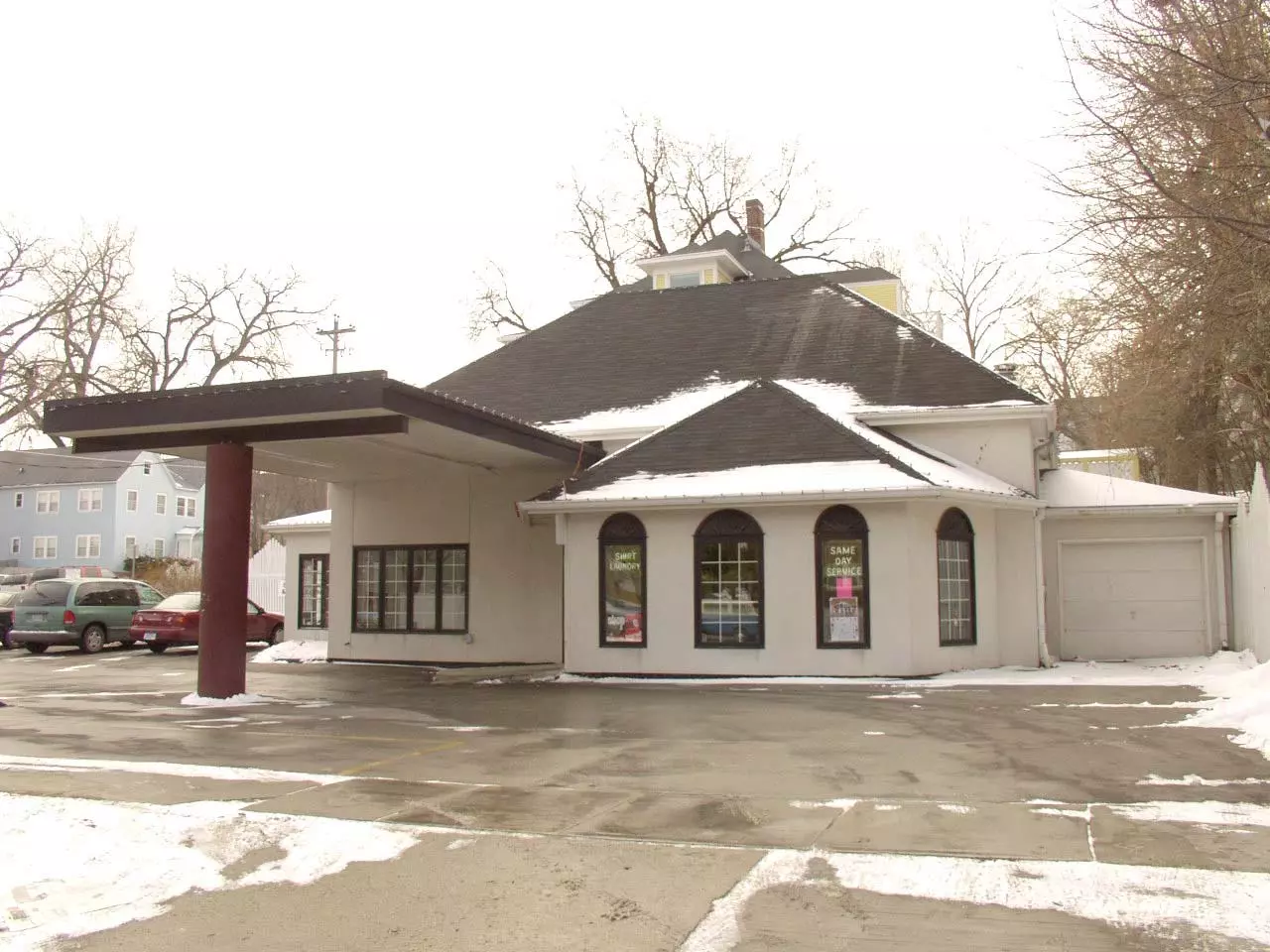 A building that formerly housed a dry cleaning store at 3604 Ingersoll Ave. in Des Moines is one of five properties owned by Edwin Allen III that are now in foreclosure.