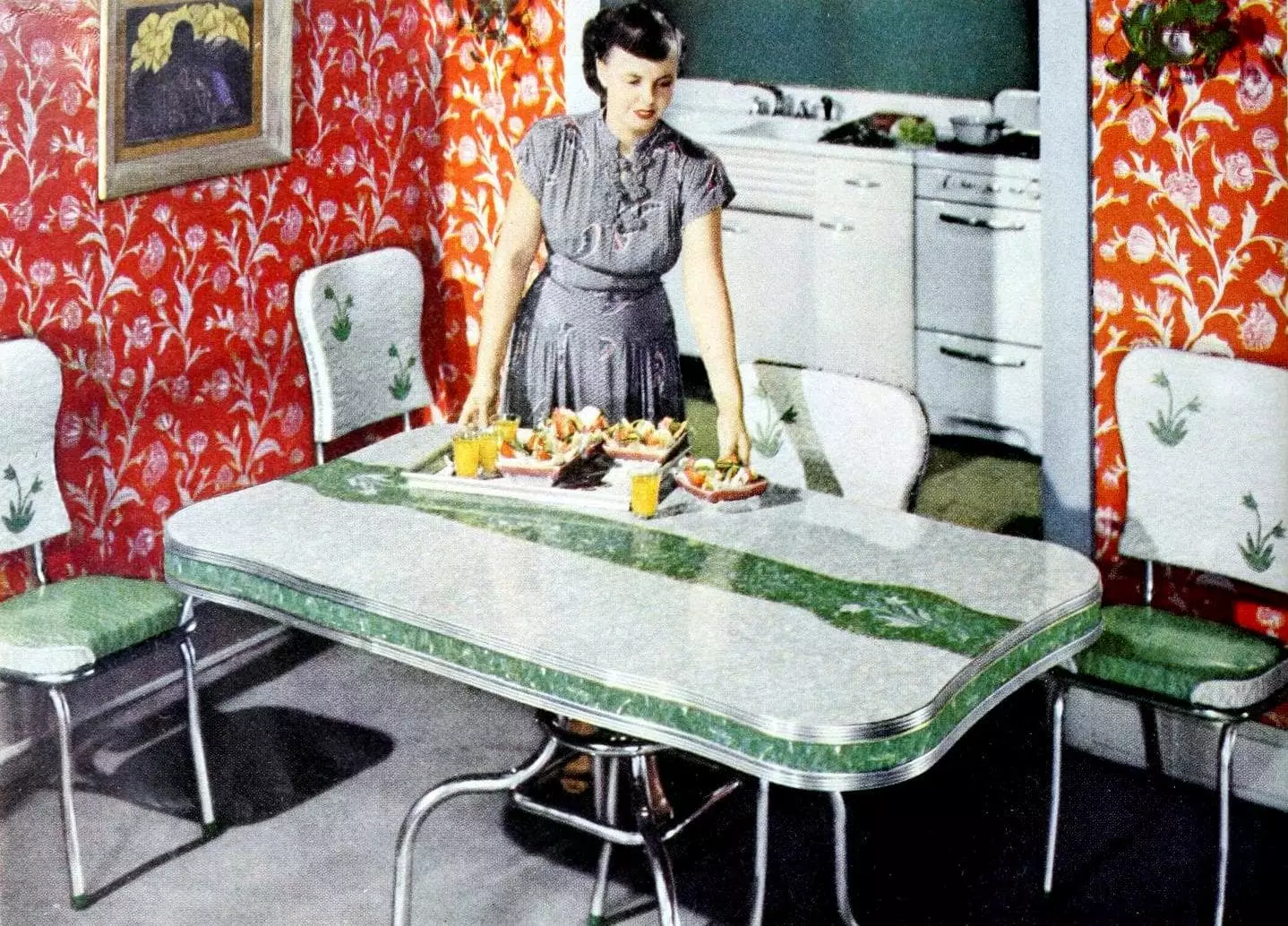 Retro red white and green 1950s kitchen decorating